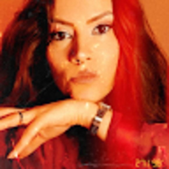 Meet your Posher, Dovile - Picture 1 of 1